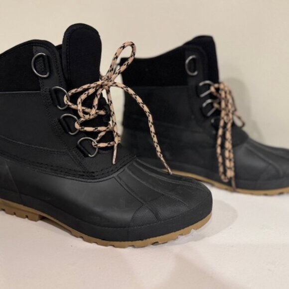 Women's snow boots size 7 - Picture 1 of 5